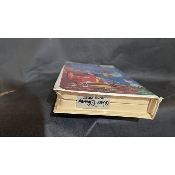 Walt Disney's Classic Peter Pan VHS Tape Sealed Clamshell Case Original $24.99 R - Picture 5 of 9